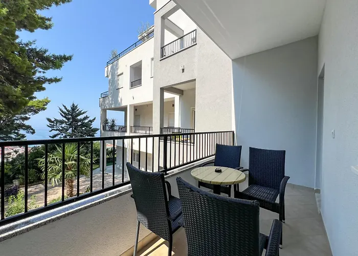 Apartments Maris